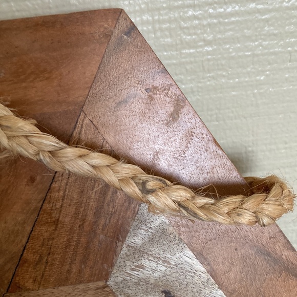 Beautiful Inlay Wood Charcuterie Board - Picture 10 of 12